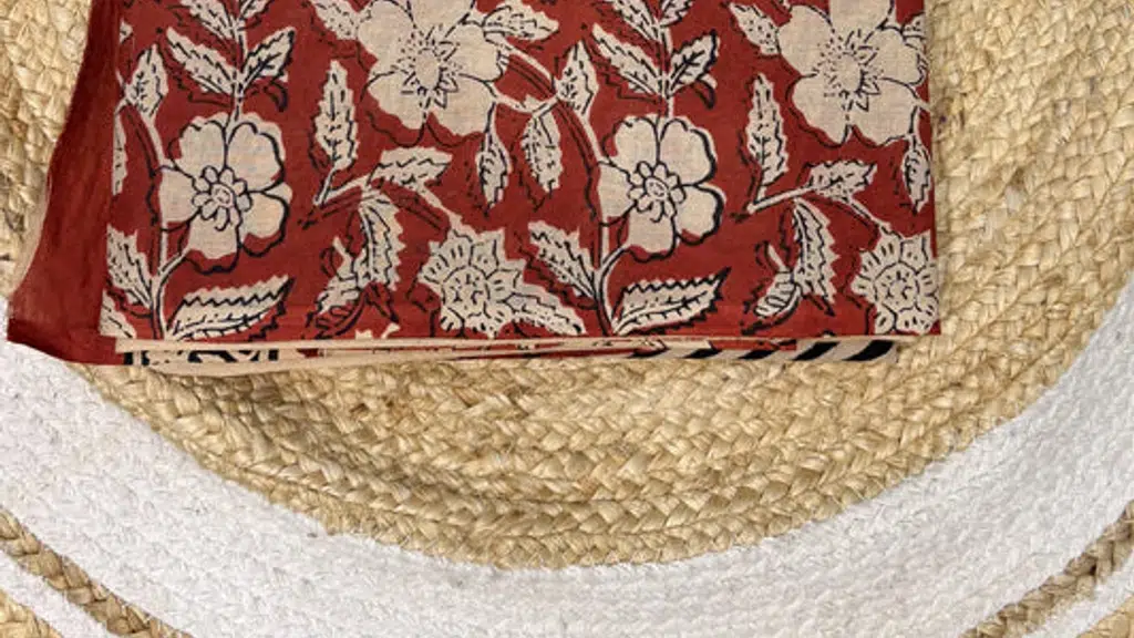 Vintage weaves kirthi