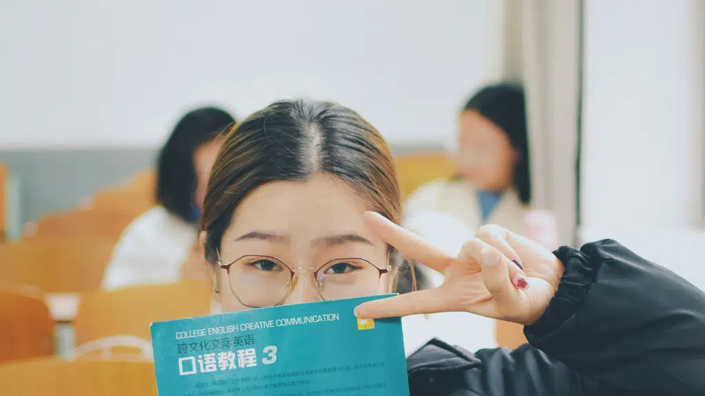 Benaka Correspondence College