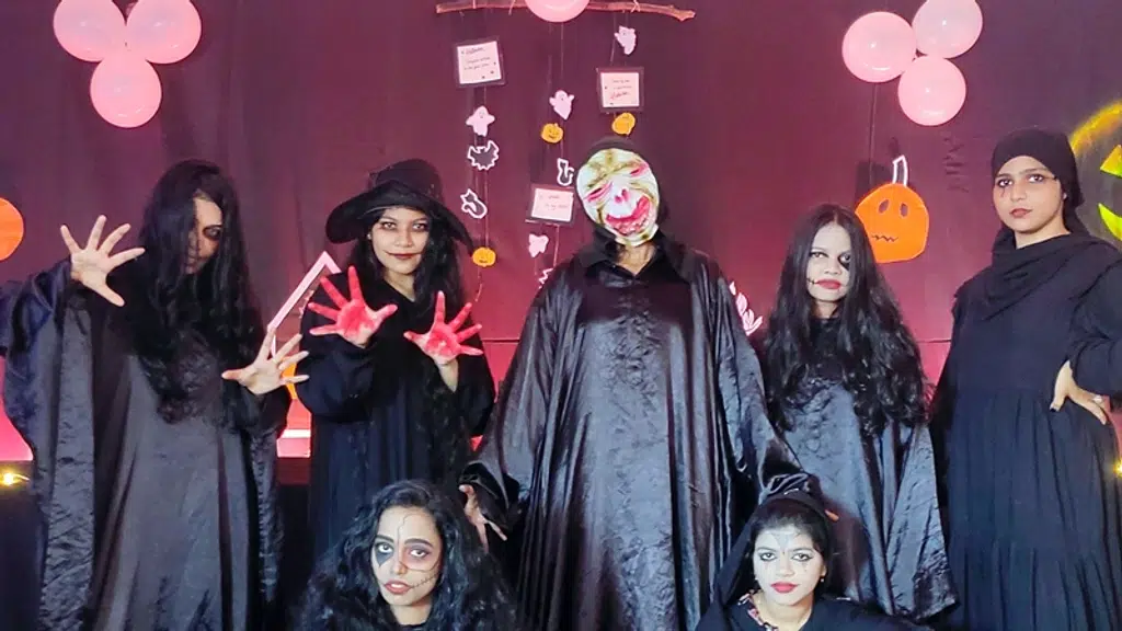 Waves Institute of Fashion Designing