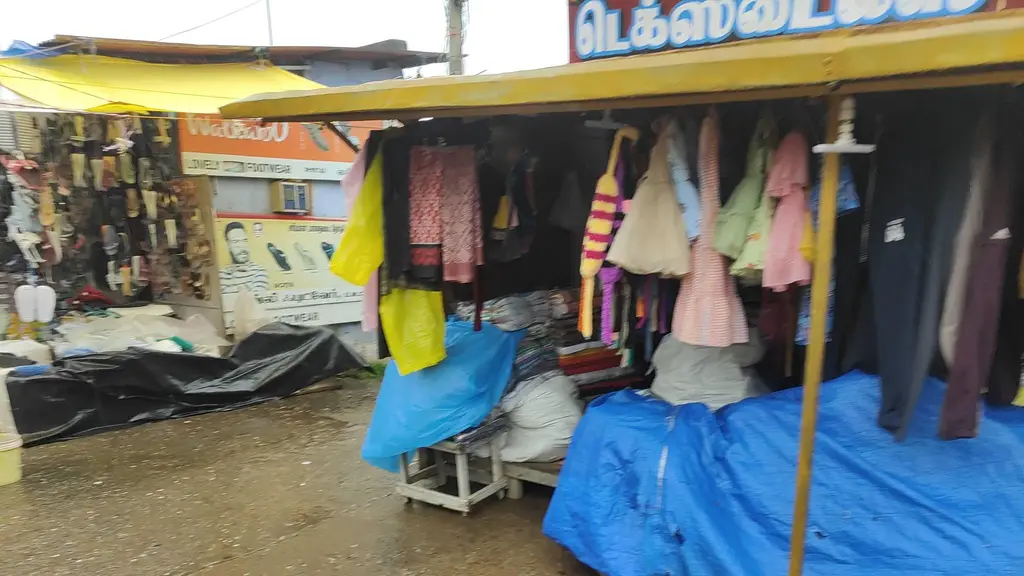 Sri Mariyamman Temple Sumo Stand-Upper Bazar