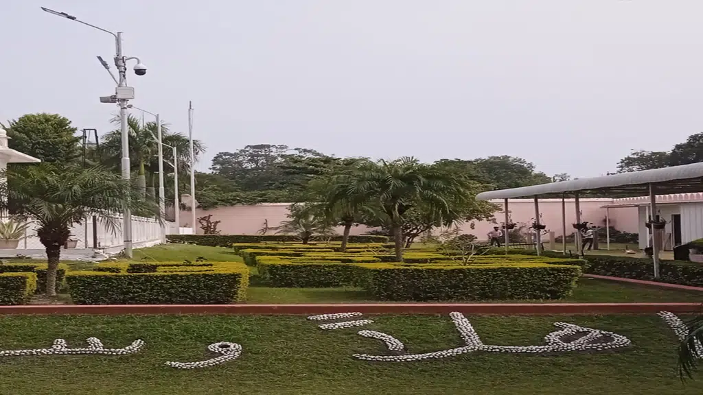 Green Globe Landscaper