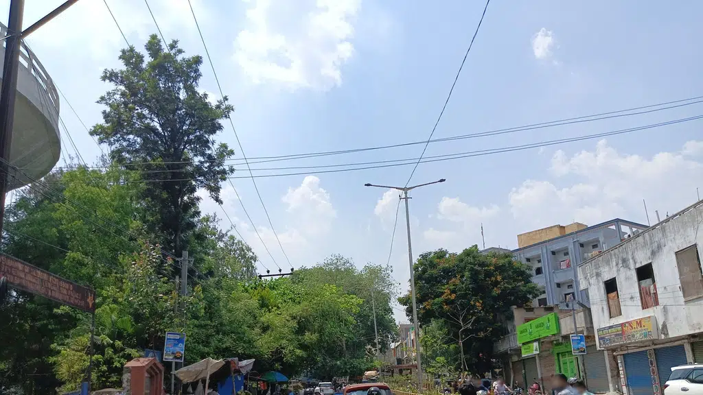 Tejaswini Travels, Mobiles and Computers