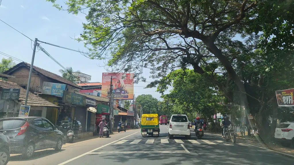 Mahindra Chola Motors Service Centre and Spare Parts