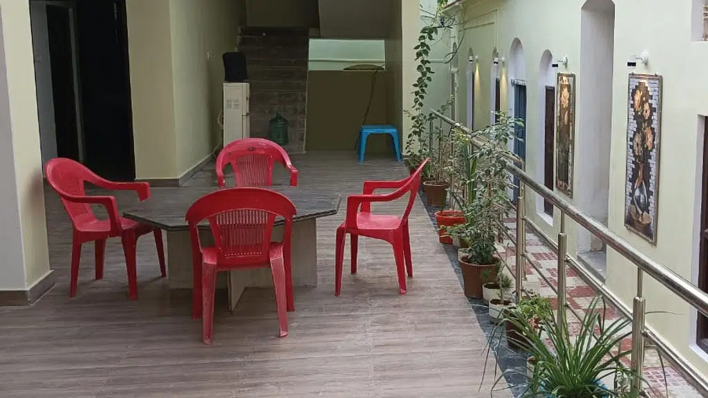 Aangan Guest House