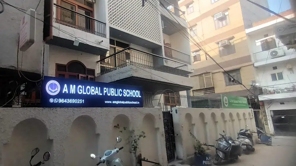AM Global Public School