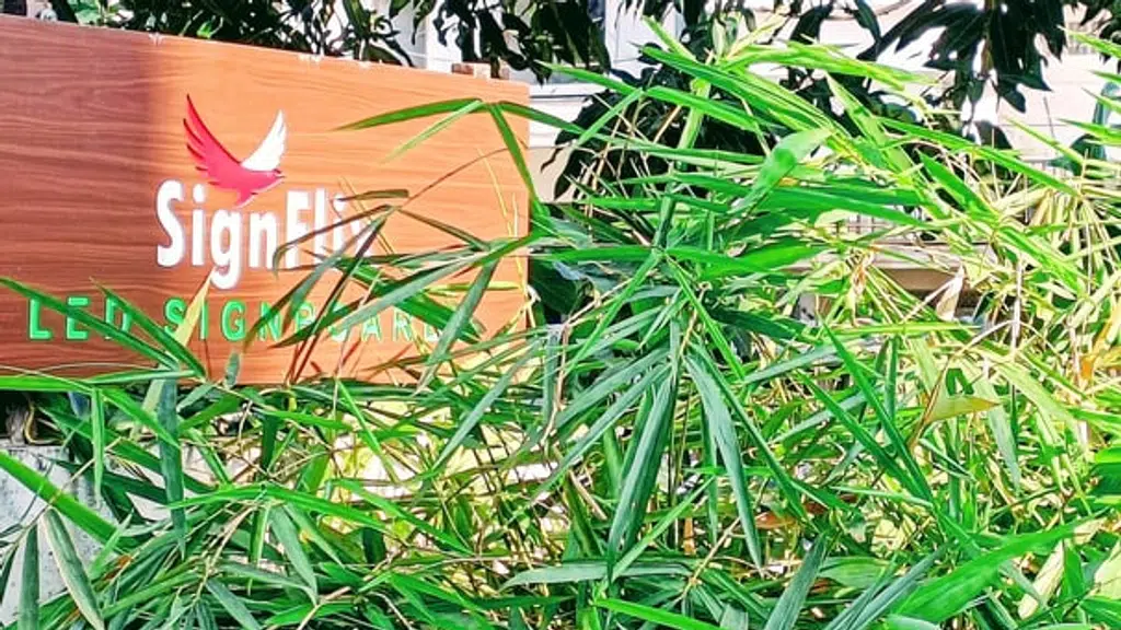 SignFlix