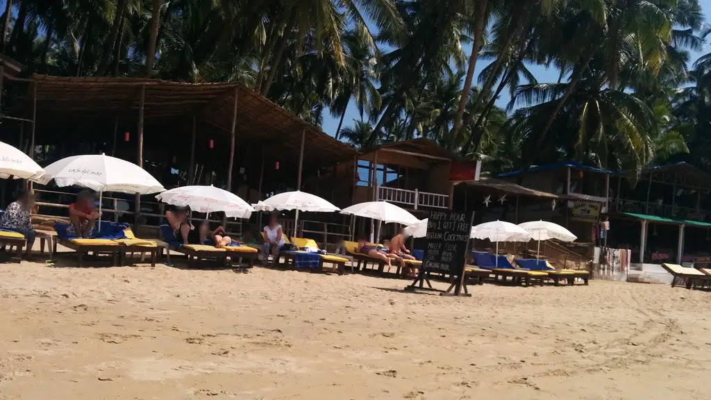 Royal Woods Beach Resort