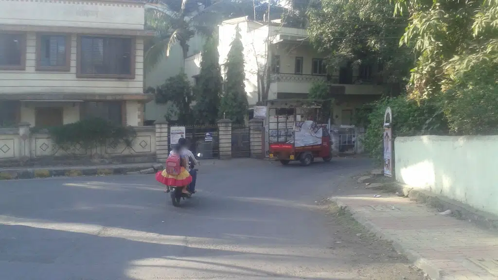 Yogeshwari Building