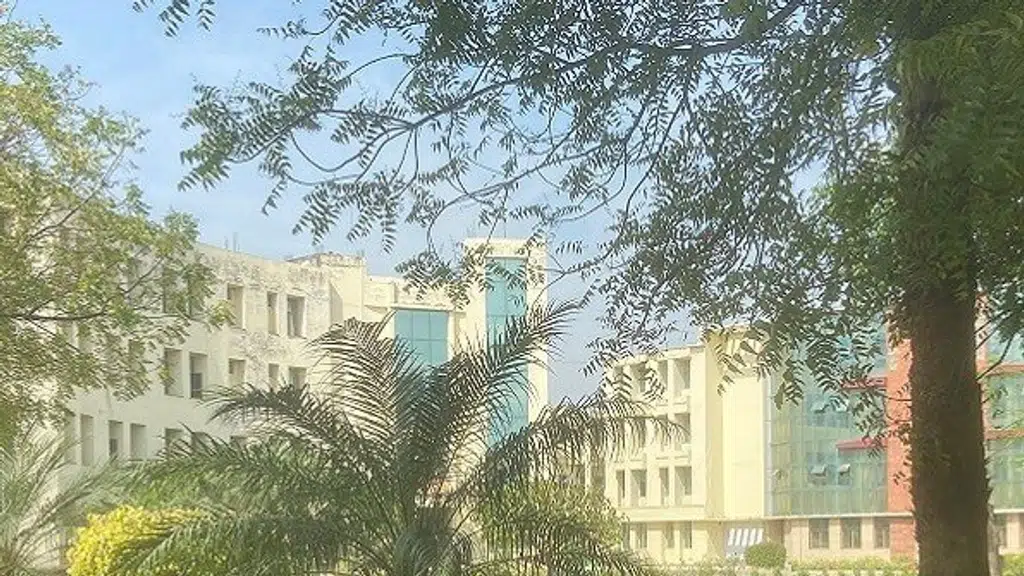 BBS Institute of Pharmaceutical & Allied Sciences Gr. Noida