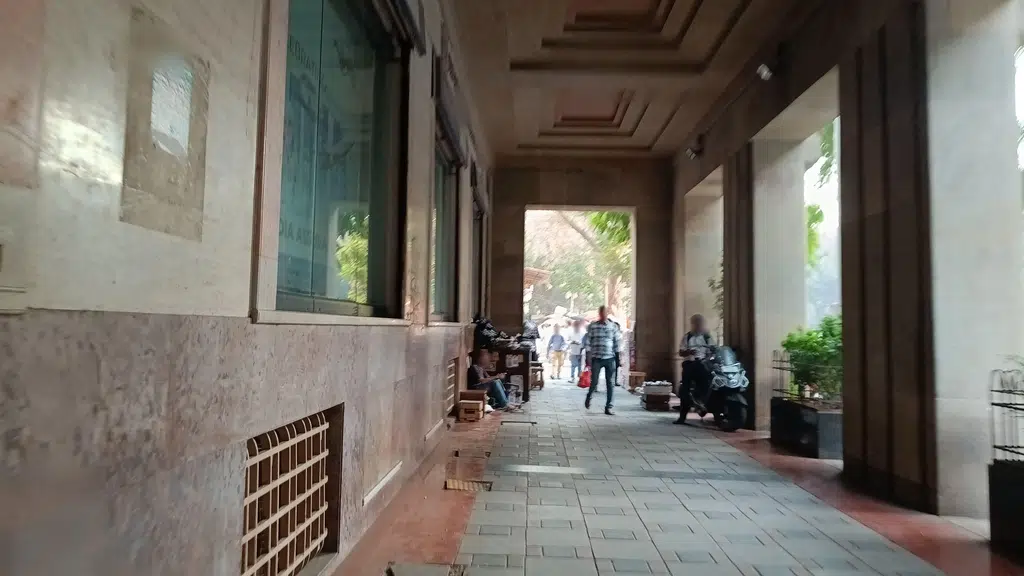 Standard Chartered Bank Mumbai Main Branch
