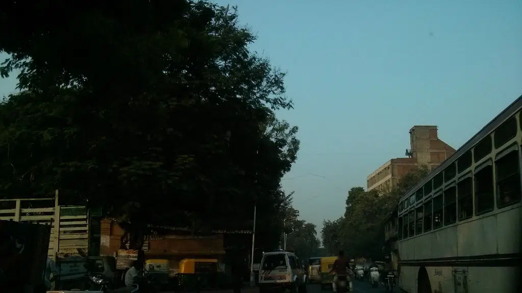 LG Auto Parts
