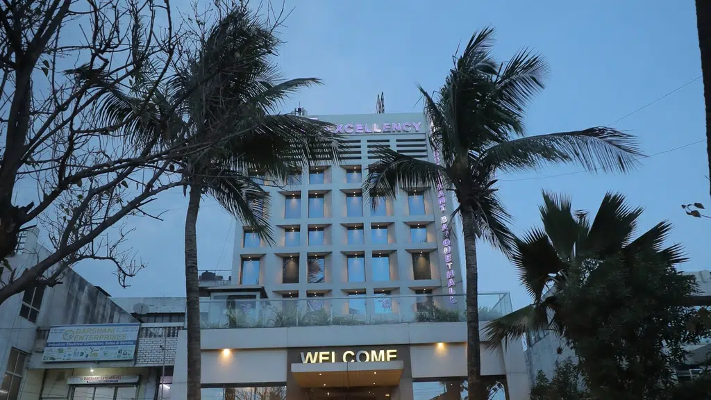 Hotel the excellency