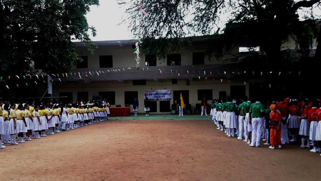 Jones English School