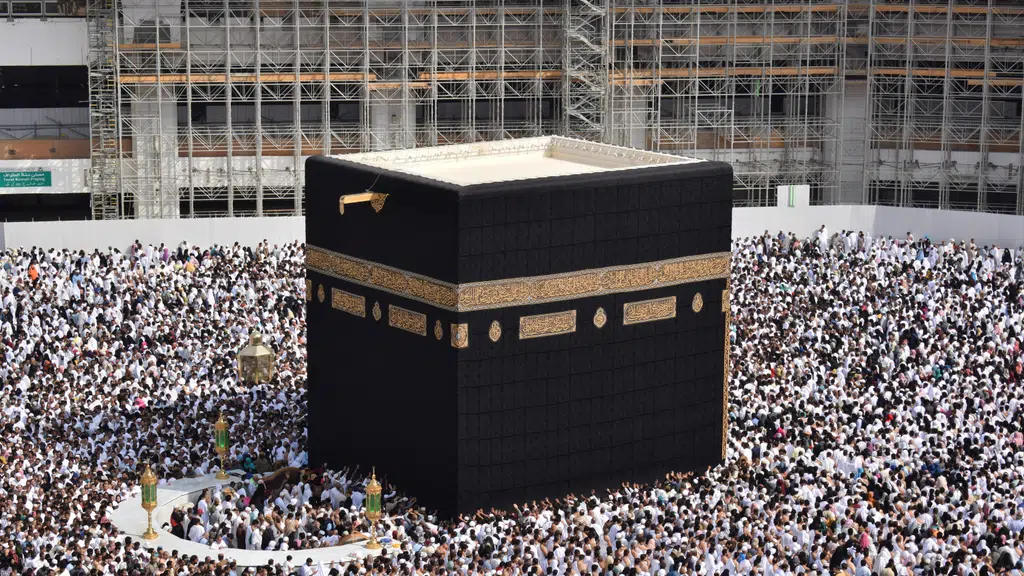 A To Z Tours & Travels, A ToZ ஹஜ் & உம்ரா சர்வீஸ்