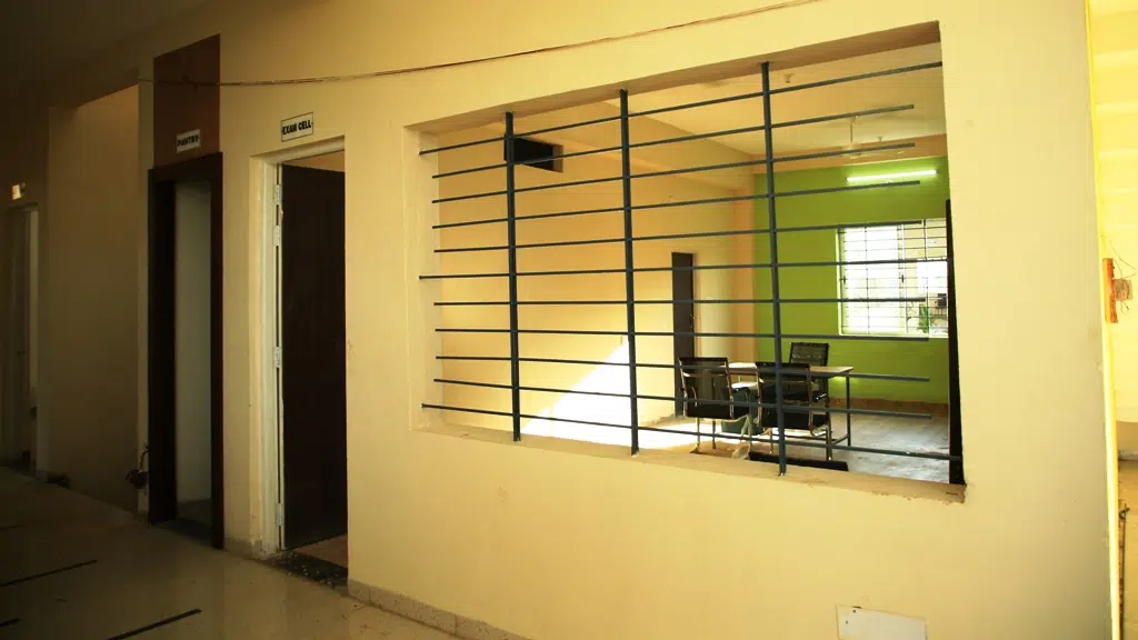 Shri Sahaj Institute of Pharmacy