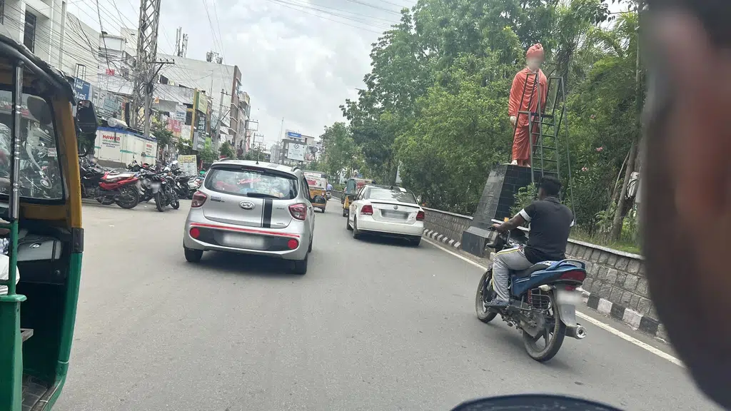 Jaiganesh Apartment Ment Yellandu X Road Bus Stop
