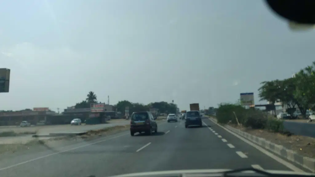Mahalaxmi Automotives-Pune-Solapur Highway-MARUTI SUZUKI