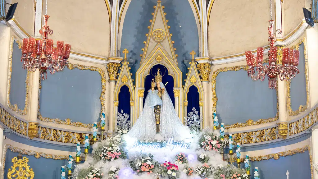 Mother Mary Statue