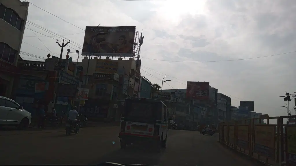 Thiru Annamalaiyar Silk Centre