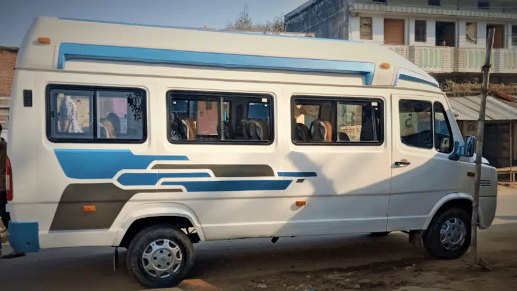 Tempo Traveller Udaipur