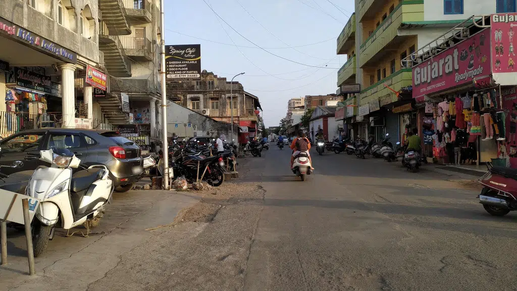 Nani Daman Commercial Market
