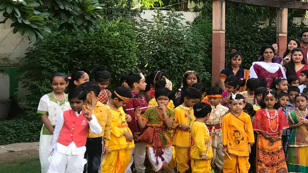 Hindustan International Academy