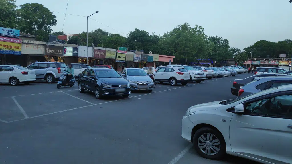 RUNWAY SALON DE PARIS sector 35- Best Salon in Chandigarh
