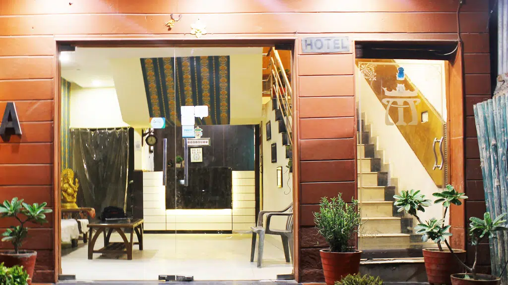 Hotel Maharana Palace