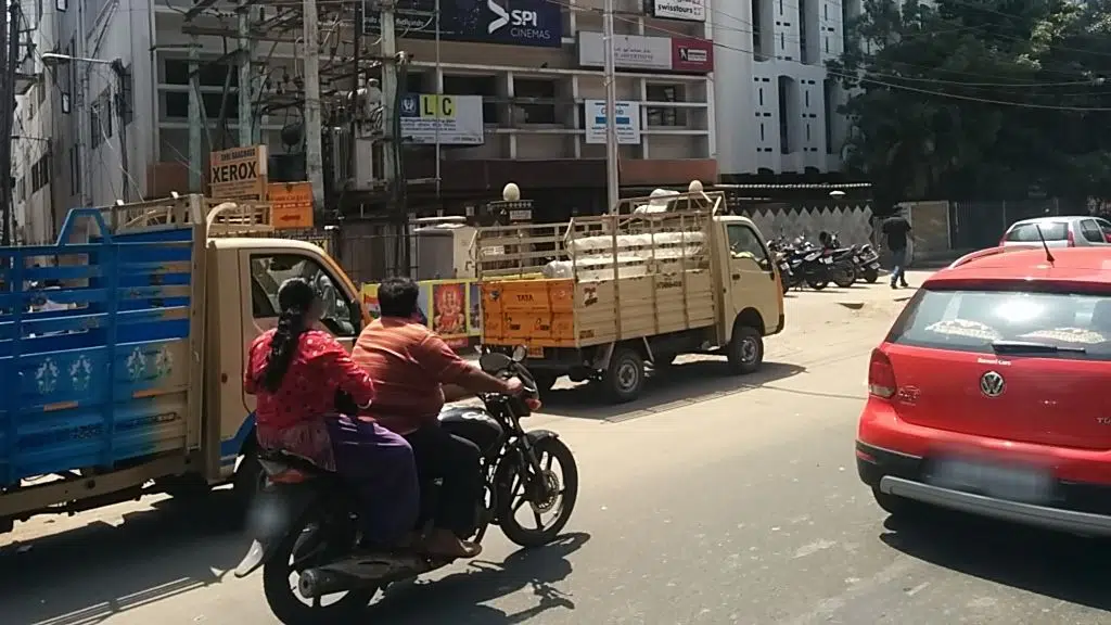 Sri Jay Tyres