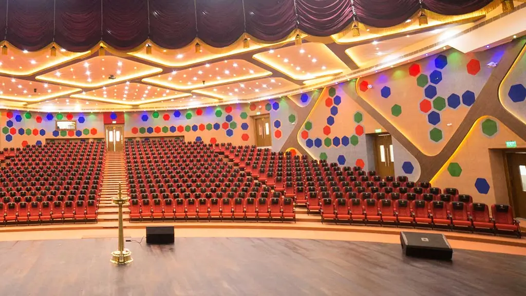 Luxotica International Convention Center