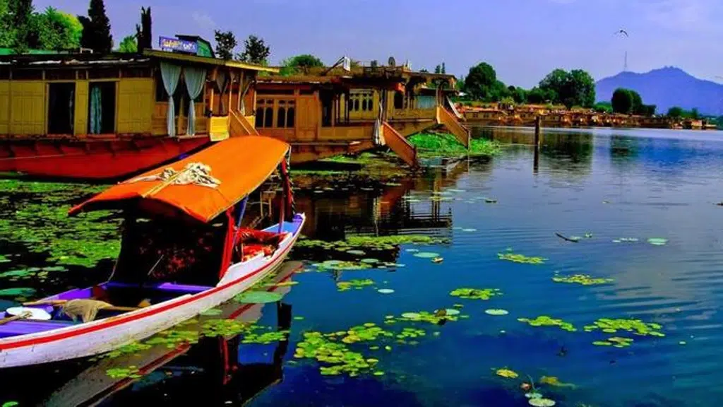 Kashmir Holiday Lab Tour and Travels
