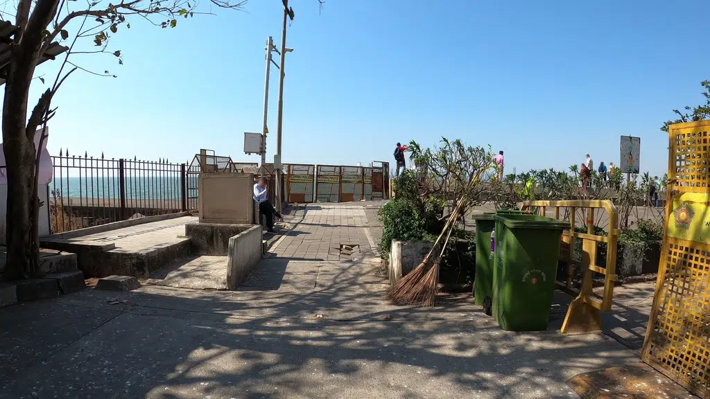 On The Promenade (NCPA)