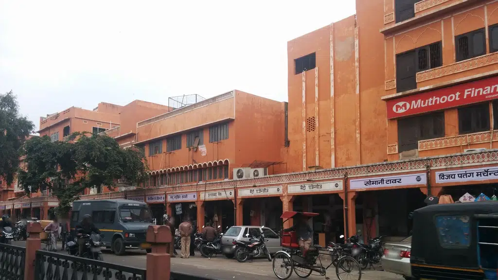 Laxmi Narayan Panchu Lal Toran Mandir