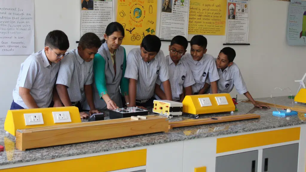 Dheeraj International School