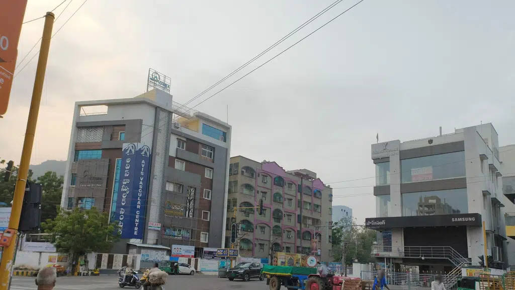 Sri Sathya Sai Nilayam