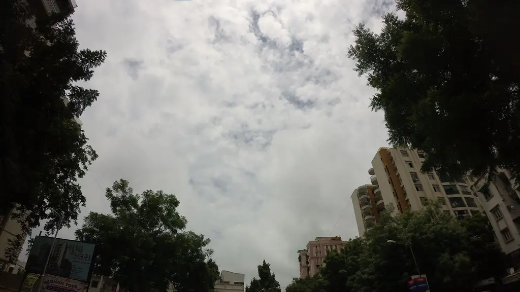 Ishwar Charan Apartments