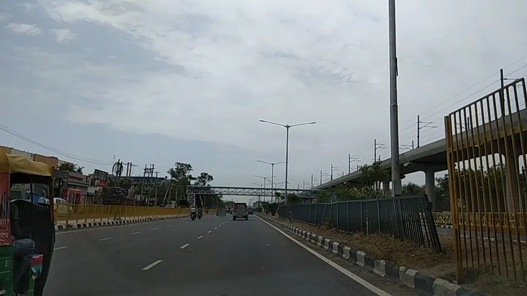 Sector 28 metro station