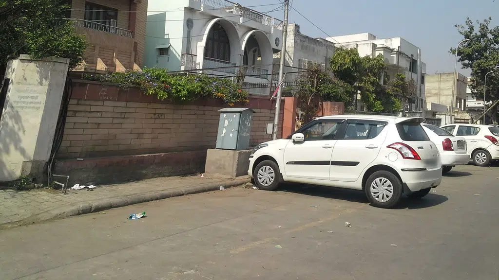 Maharani Gayatri Devi Market