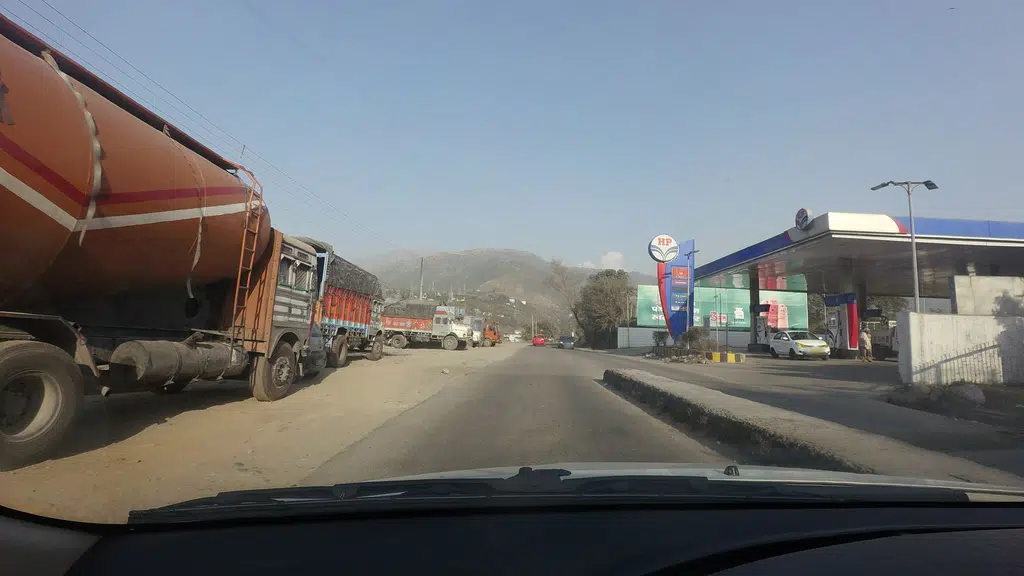Hindustan Petrolium Vinay Service Station