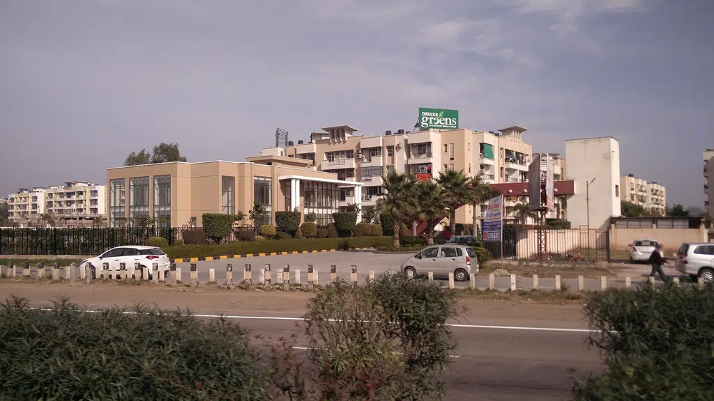 Sri Sri Real Estate - Invest Best