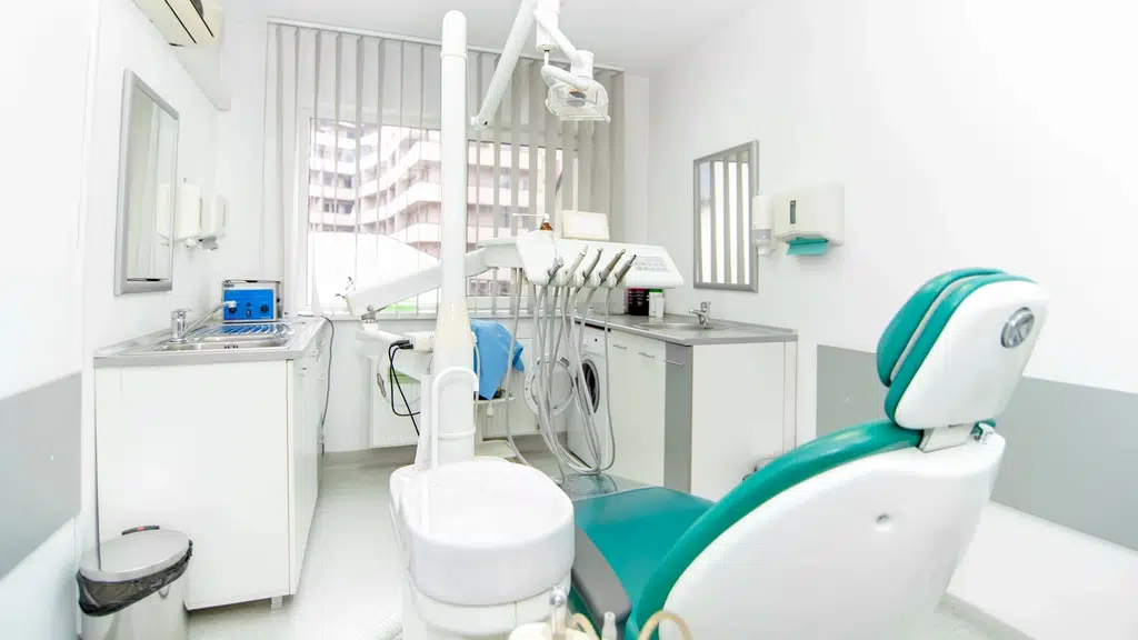 The Dentist Dental Clinic