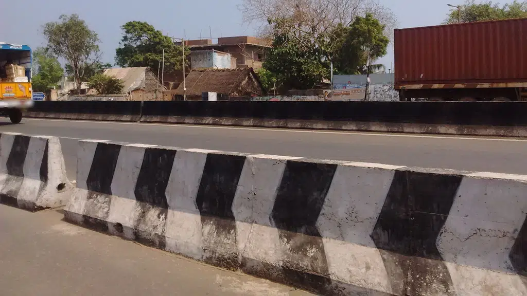 SSS Tent House