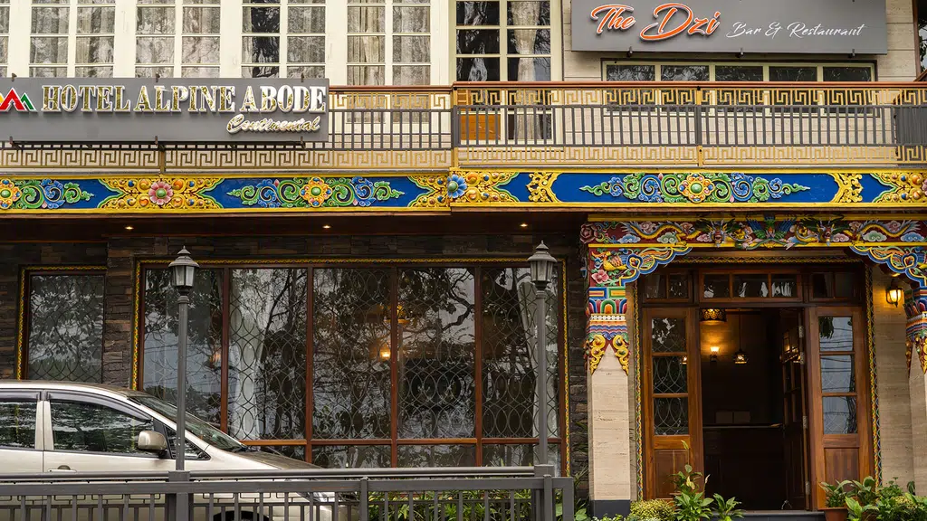 Hotel Alpine Abode Continental