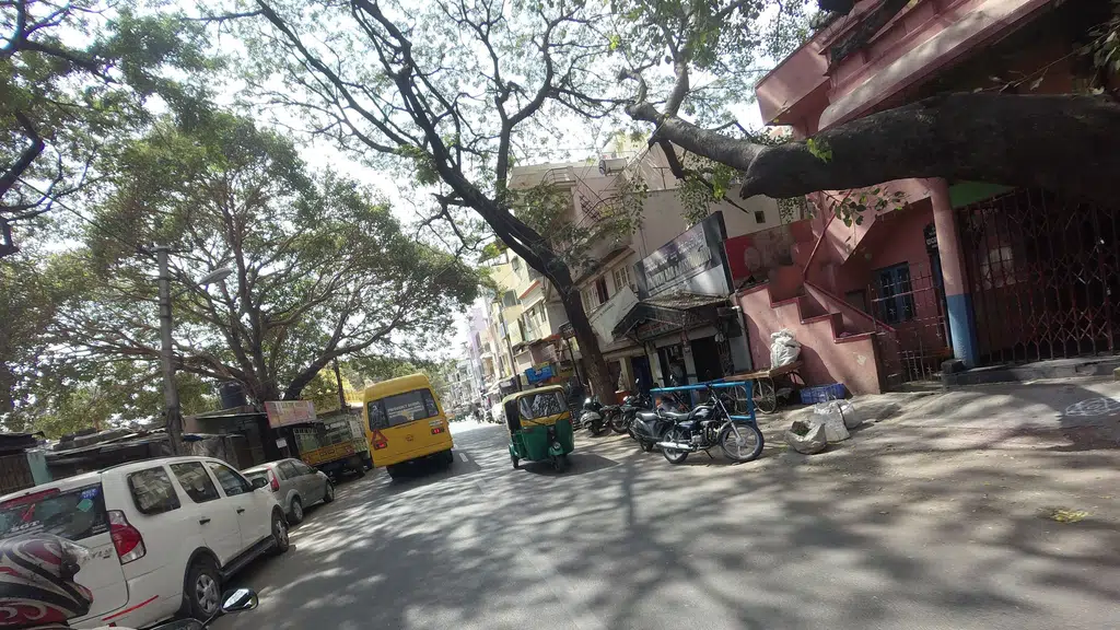 Maruthi Bar And Restaurant