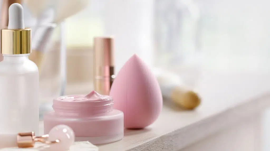 Six Glories Natural and Herbal Cosmetic