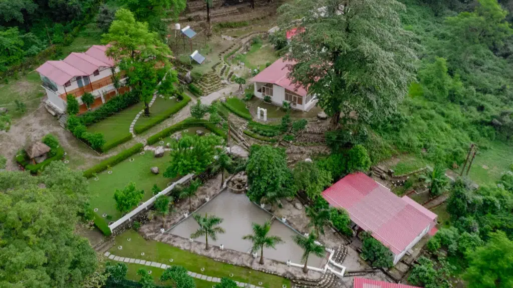 Adhiroha Yoga Teacher Training Ashram in Rishikesh