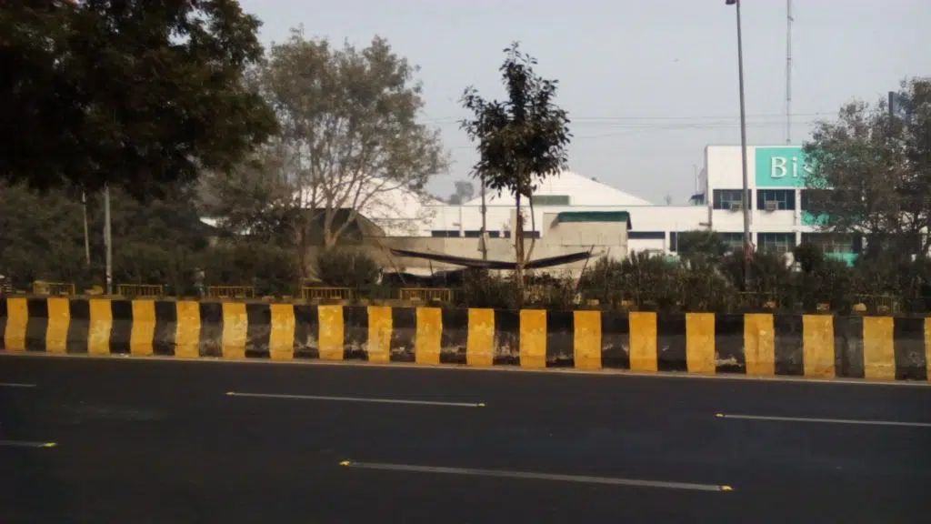Hotel Rousha Inn