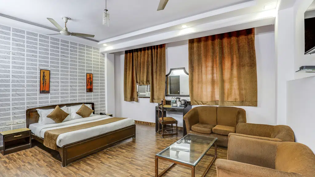Hotel Sarthak Palace