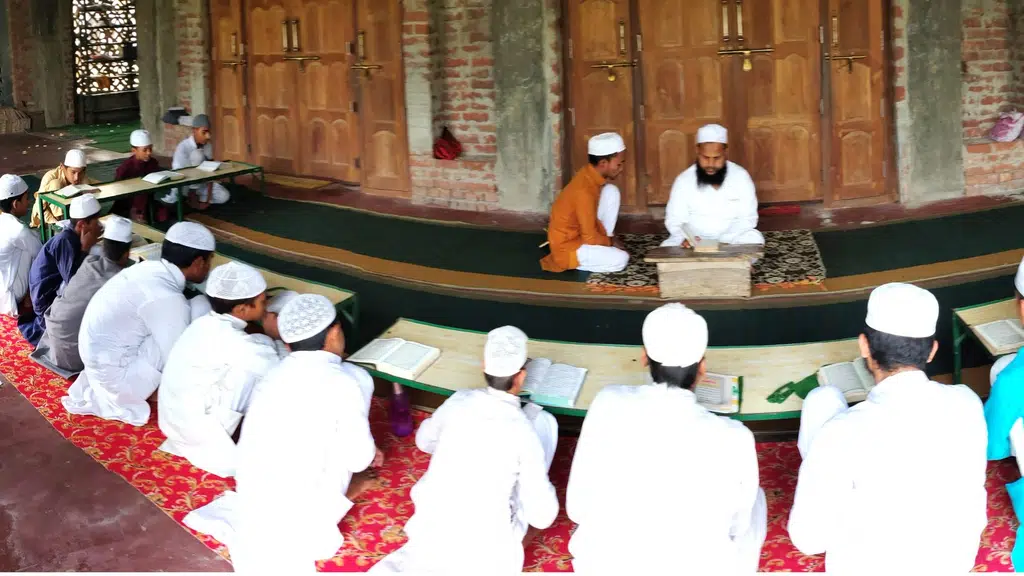 Darul Uloom Faiz E Mohammadi Hathiyagarh