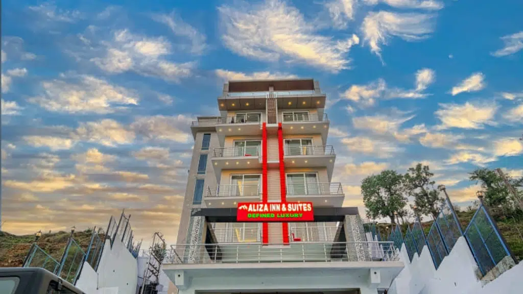 Aliza Inn And Suites By SRS Hotels
